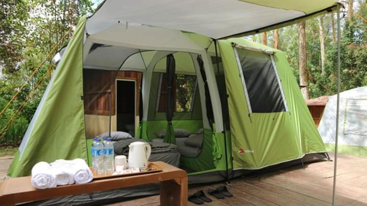Lawu Forest Camp Sarangan Eksteriør billede