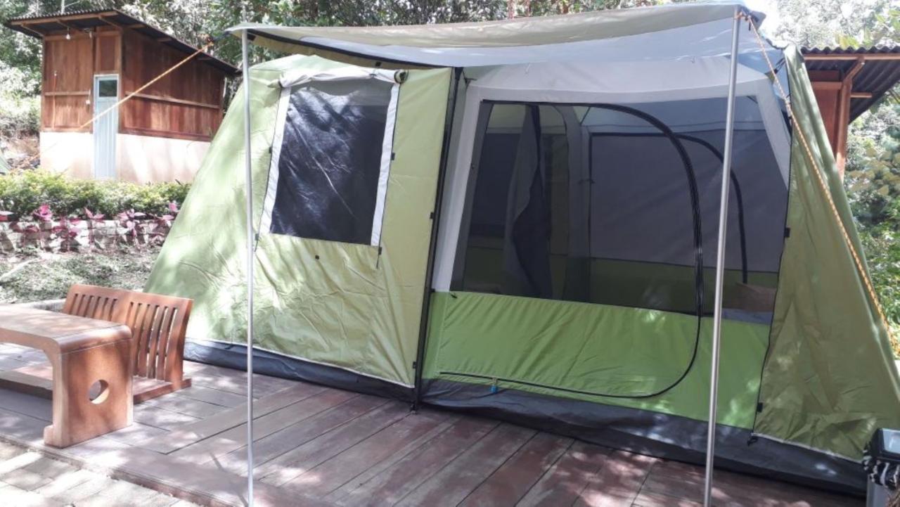Lawu Forest Camp Sarangan Eksteriør billede