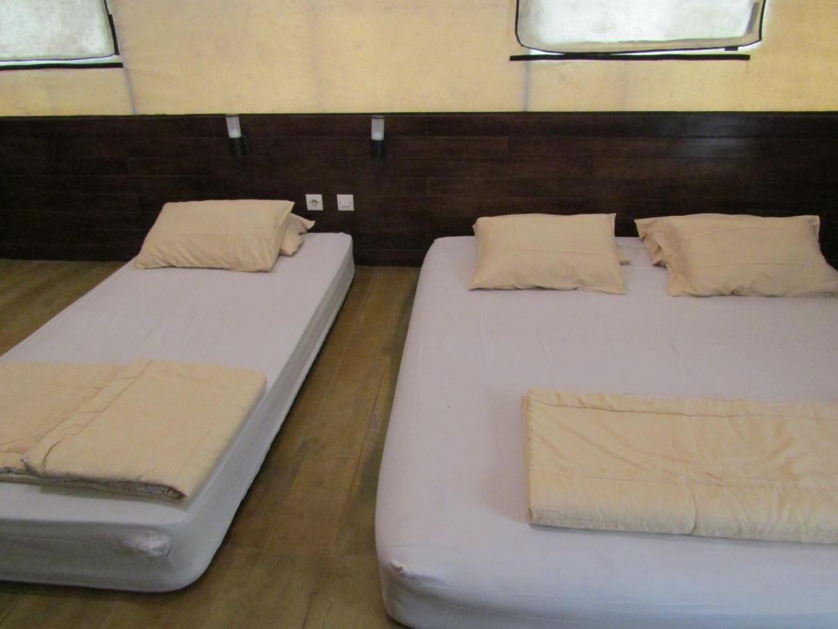 Lawu Forest Camp Sarangan Eksteriør billede